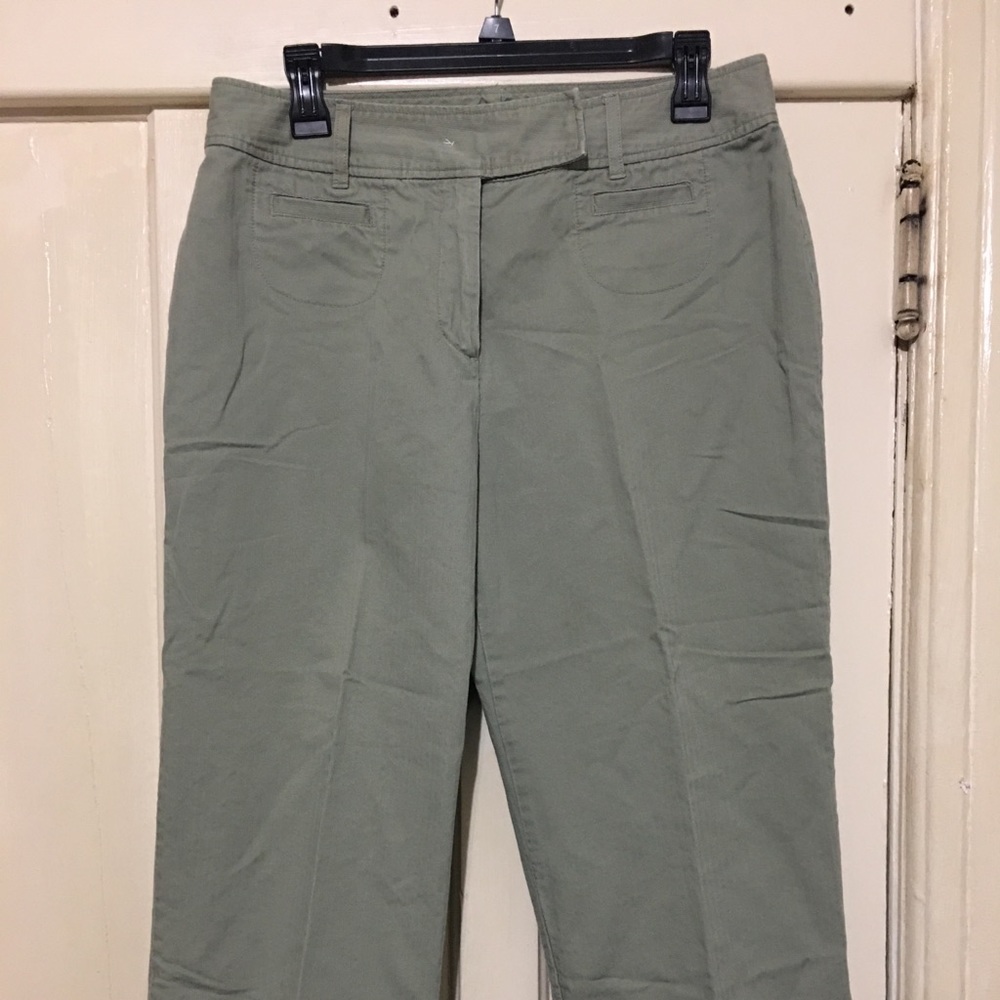 Khakis International Design Woman’s Capris Size 10P